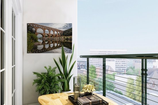 Reflet dans l'eau claire du Pont du Gard dans le sud de la France Poster de jardin 60x40 cm - petit - Toile de jardin / Toile d'extérieur / Peintures d'extérieur (décoration de jardin)