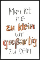 JUNIQE - Poster in kunststof lijst Nie zu Klein -20x30 /Oranje & Wit