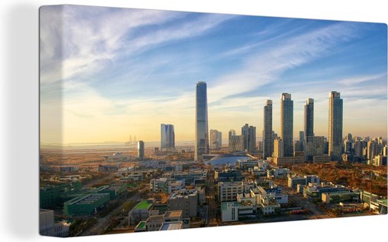 Canvas Schilderij Zonsopkomst boven het Aziatische Incheon in Zuid-Korea - 80x40 cm - Wanddecoratie