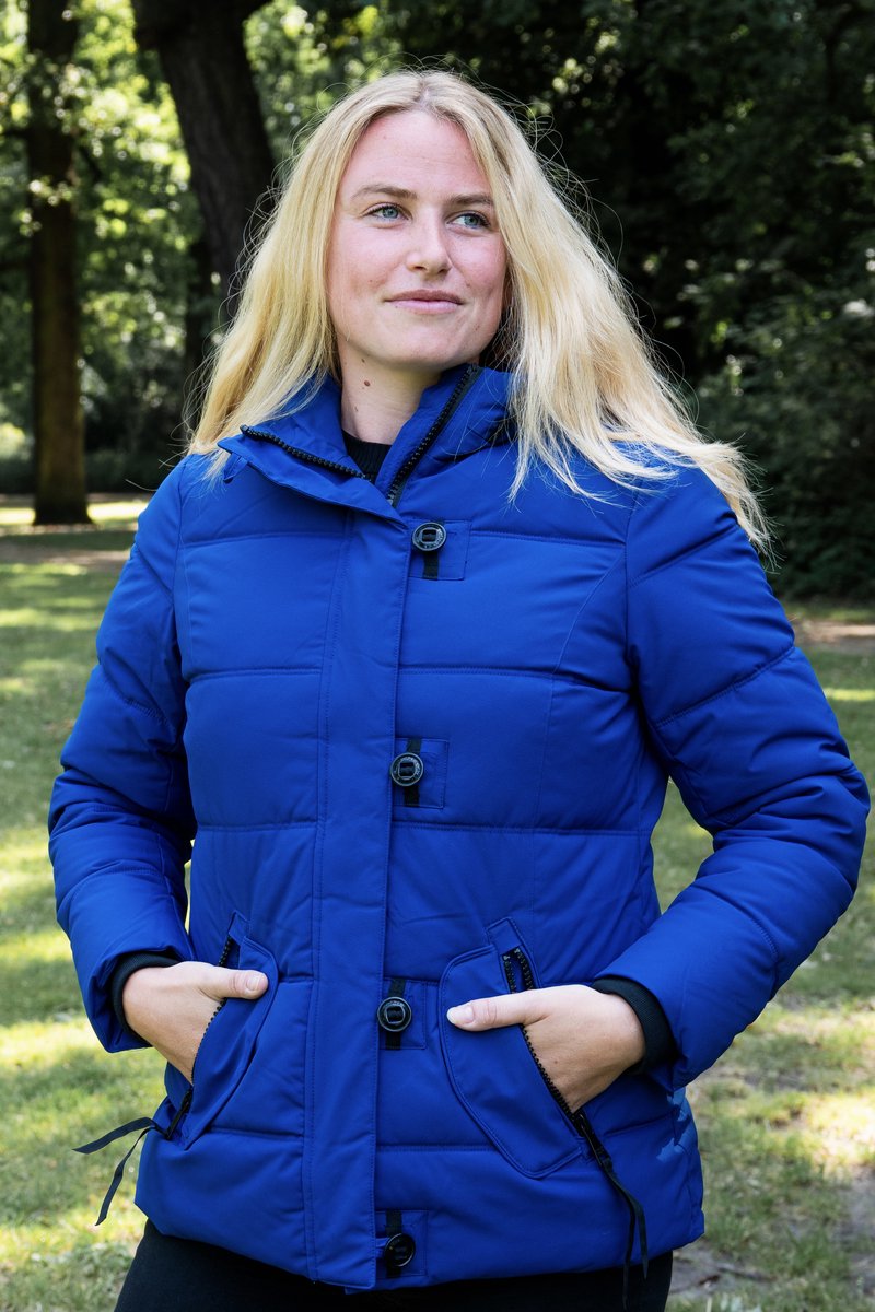 Korte dames winterjas - Gewatteerd en getailleerd - Kobaltblauw - Maat 38