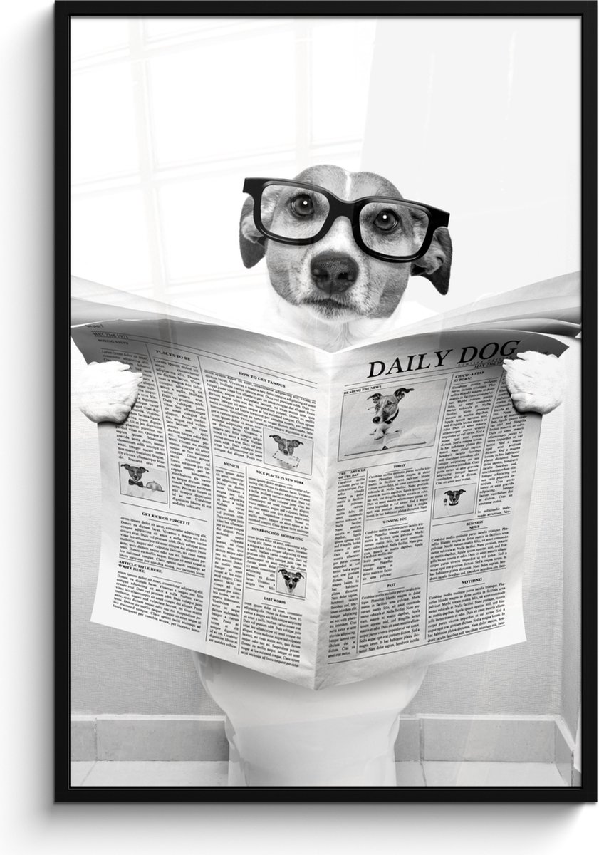 Poster in lijst - Fotolijst 80x120 cm - Posters - Hond - Krant - Toilet - Zwart wit - Dier