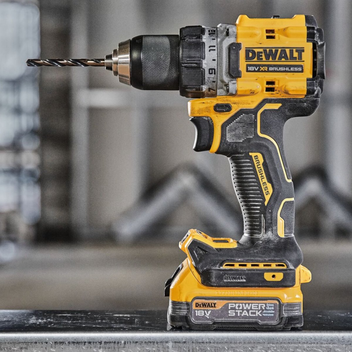 DeWalt DCD 800 E2 accuboormachine 18 V 90 Nm borstelloos + 2x Powerstack accu 1.7 Ah + lader thumbnail 3