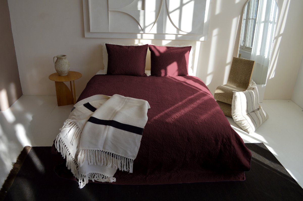 Zydante Home® Bedsprei Incl. 2 Hoezen -Bordeaux Rood Flowers - 220x240 cm + 2 * 60x70 cm