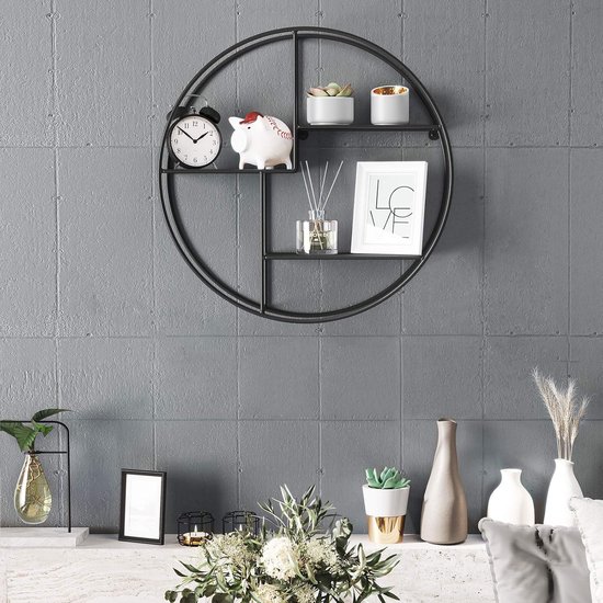 Metalen wandplank Ada in goudkleur met glazen planken en glazen deur Metalen wandplank Ada in goudkleur met glazen planken en glazen deur
