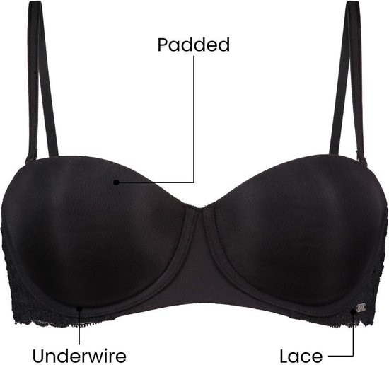 Zwarte voorgevormde BH met kanten onderkant en afneembare bandjes. Gelabeld 'Padded', 'Underwire', 'Lace'.