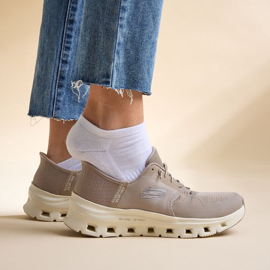 Skechers Slip-ins Glide Step Instappers beige - Maat 37