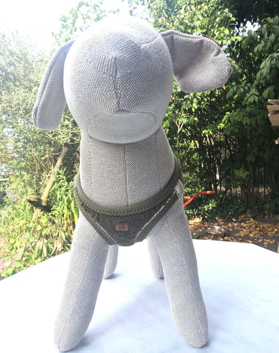 animal boulevard honden en kattentuigje mesh / plush S - 4-7 kg reflecterend - teddy green - dubbele sluiting - nek max 34cm - borst max 44 cm
