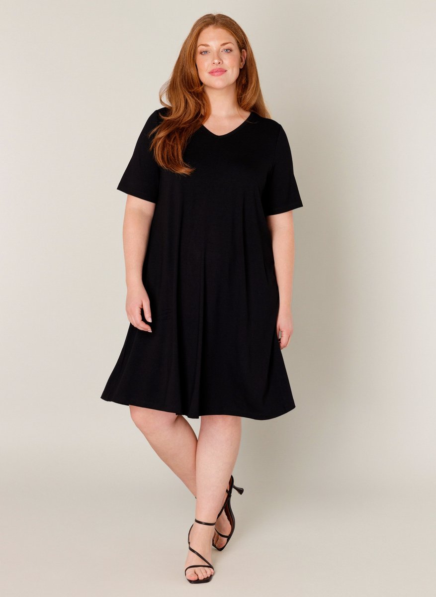 BASE LEVEL CURVY Abernathy Jurk - Black - maat 0(46)