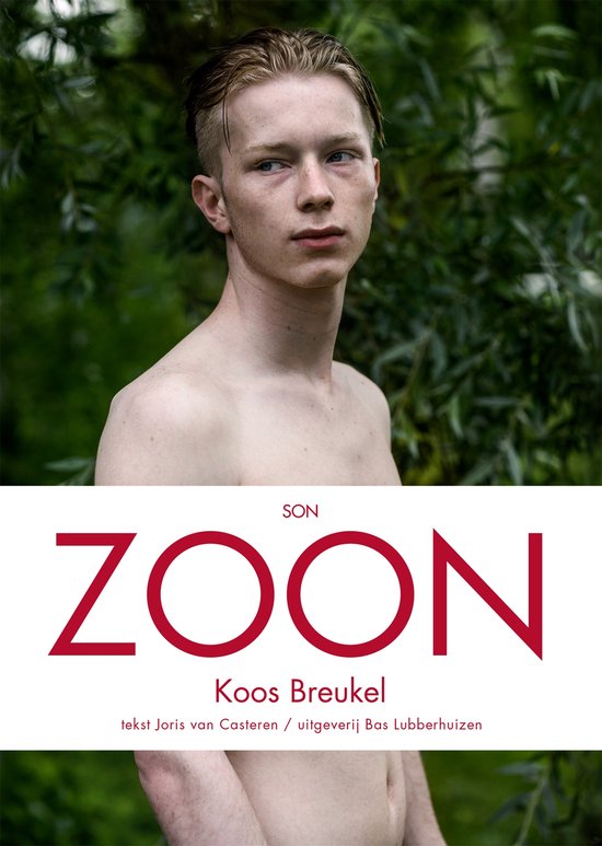 Portret van een jonge man, met tekst "Zoon" en "Koos Breukel".