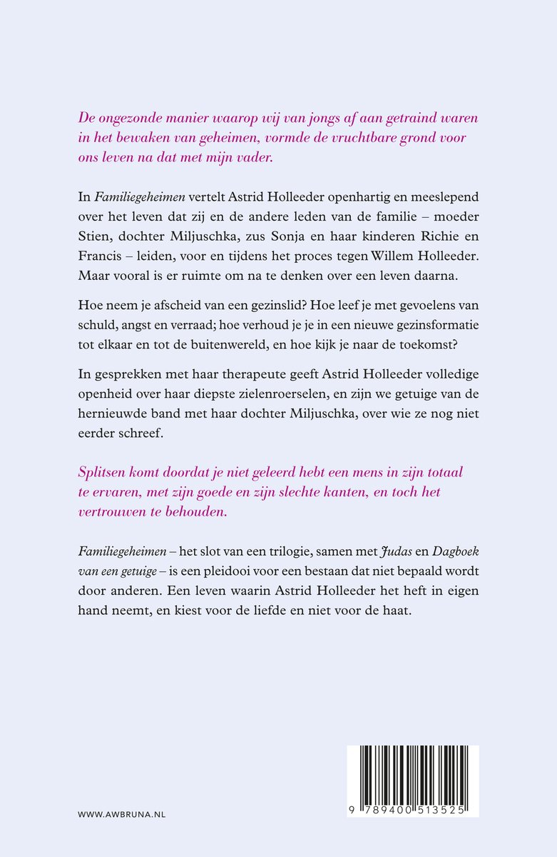 Achterkant van het boek "Familiegeheimen" met tekst en ISBN-barcode.