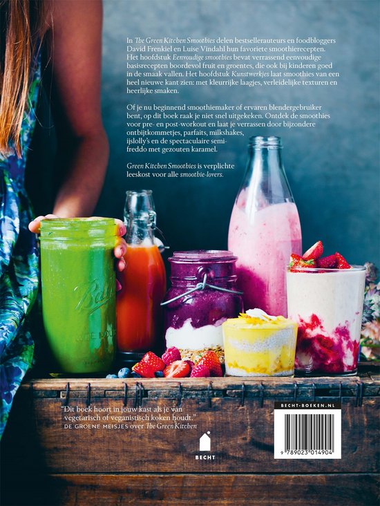 Boekomslag 'The Green Kitchen Smoothies' met glazen potten en flessen gevuld met smoothies en desserts.
