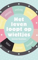 Kleurrijke cirkel met tekst 'Het leven loopt op wieltjes'. Secties met 'Opstaan', 'Stilstaan', 'Doorgaan' en 'Vallen'.
