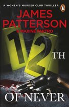 De omslag van het boek '12th Of Never' met een pistool, bloed en nummer 12 op de plaats delict.