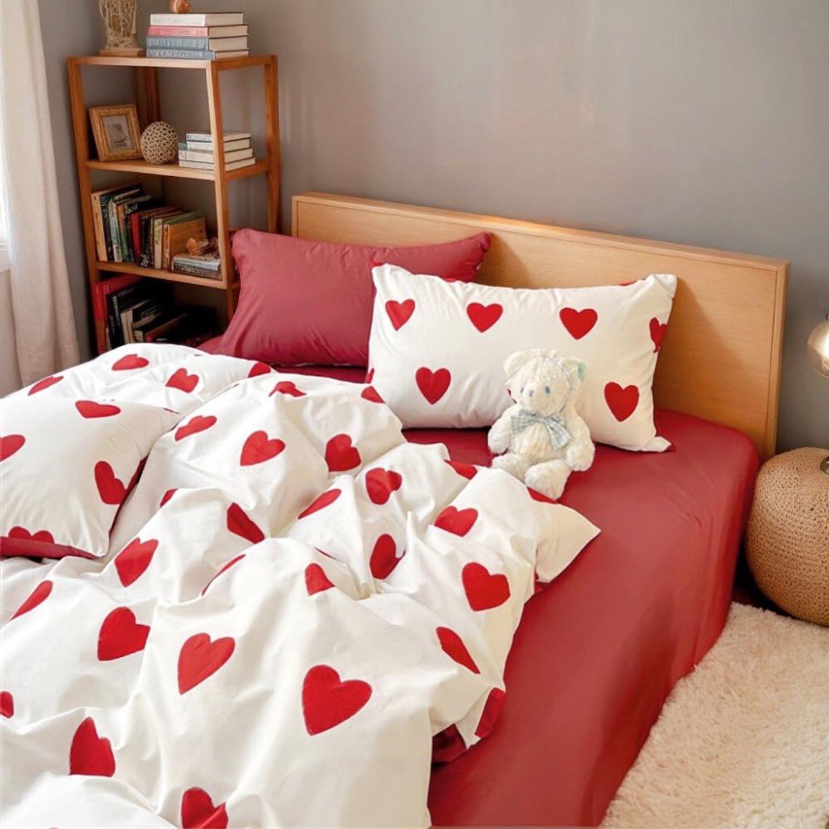 Ibenzoa Beddengoedset in Zacht Bordeauxrood met Romantisch Hartjespatroon voor Slaapkamers van Alle Maten wit rood