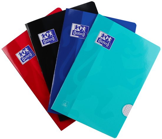 Ensemble de quatre carnets Oxford rouge, noir, bleu et cyan, avec le logo Oxford.