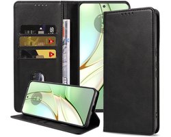 Smartphonica Telefoonhoesje Geschikt voor Motorola Edge 40 Kunstleer met Magnetische sluiting en Pasjeshouders Bookcase met Klepje - Zwart geschikt voor Motorola Edge 40