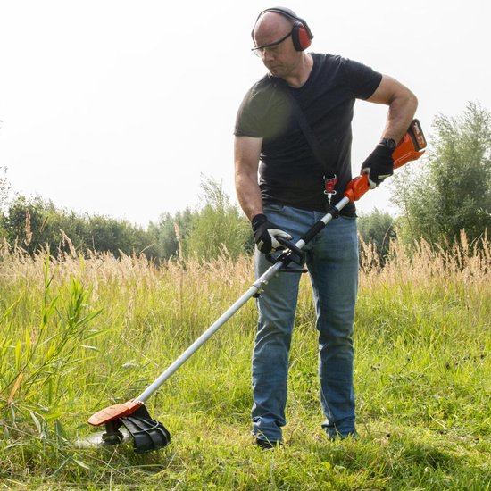 Powerplus Dual Power 4-in-1 Tuin Multitool op batterijen POWDPG75530 - 40 V tuingereedschap, heggenschaar, trimmer, kettingzaag en bosmaaier op accu, zonder accu en lader van Powerplus — afbeelding 2