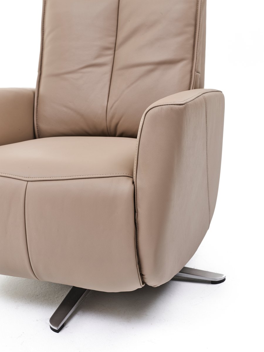 Swiss-Relax - Sta op stoel - Sereno - Taupe - Leer - gebruiksklaar afgeleverd - leder - draaibaar - elektrisch - relaxfauteuil – foto 3