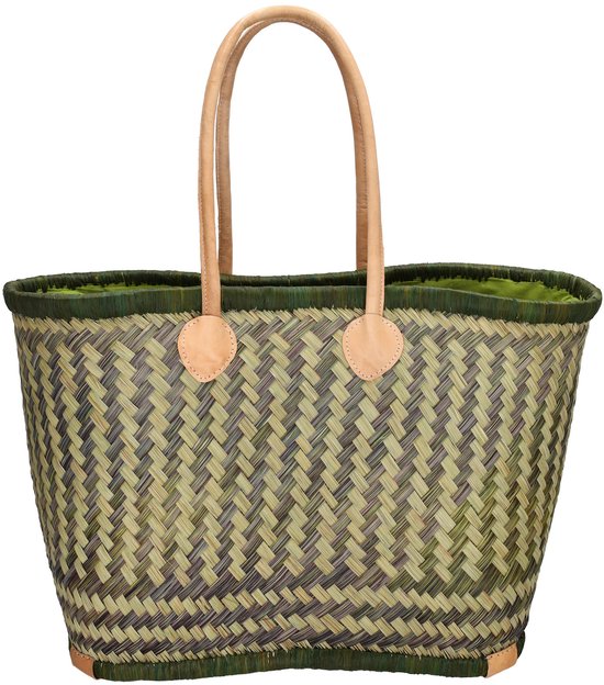 Panier en osier spacieux avec motif tressé vert et beige. Deux anses en cuir et renforts en cuir sur le fond.