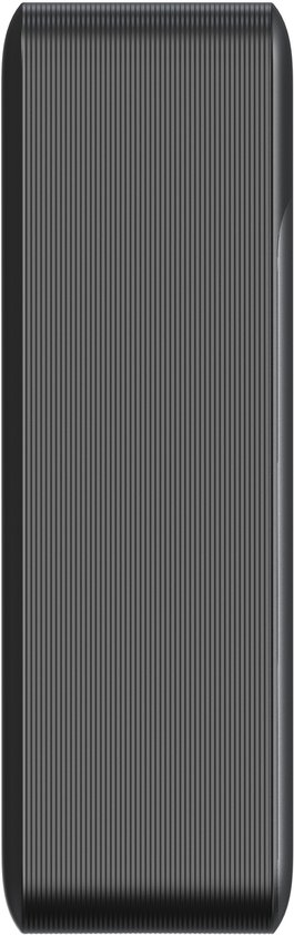Zwarte powerbank met verticale ribbels en afgeronde hoeken.