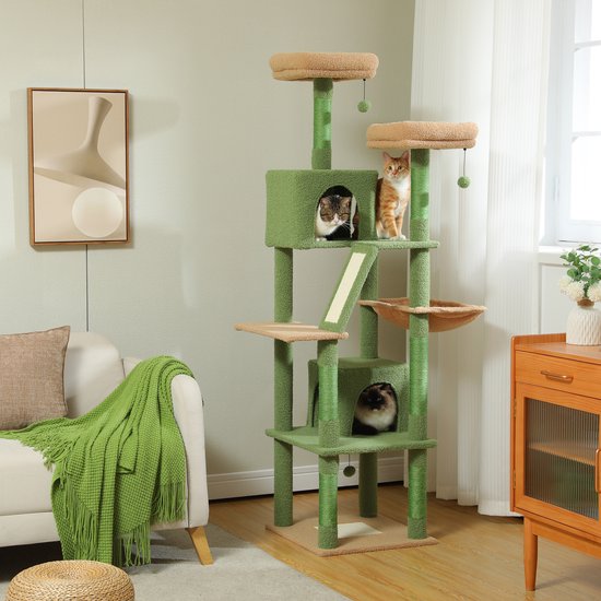 Groene kattenboom van 180cm, met meerdere speelplekken en 3 katten.
