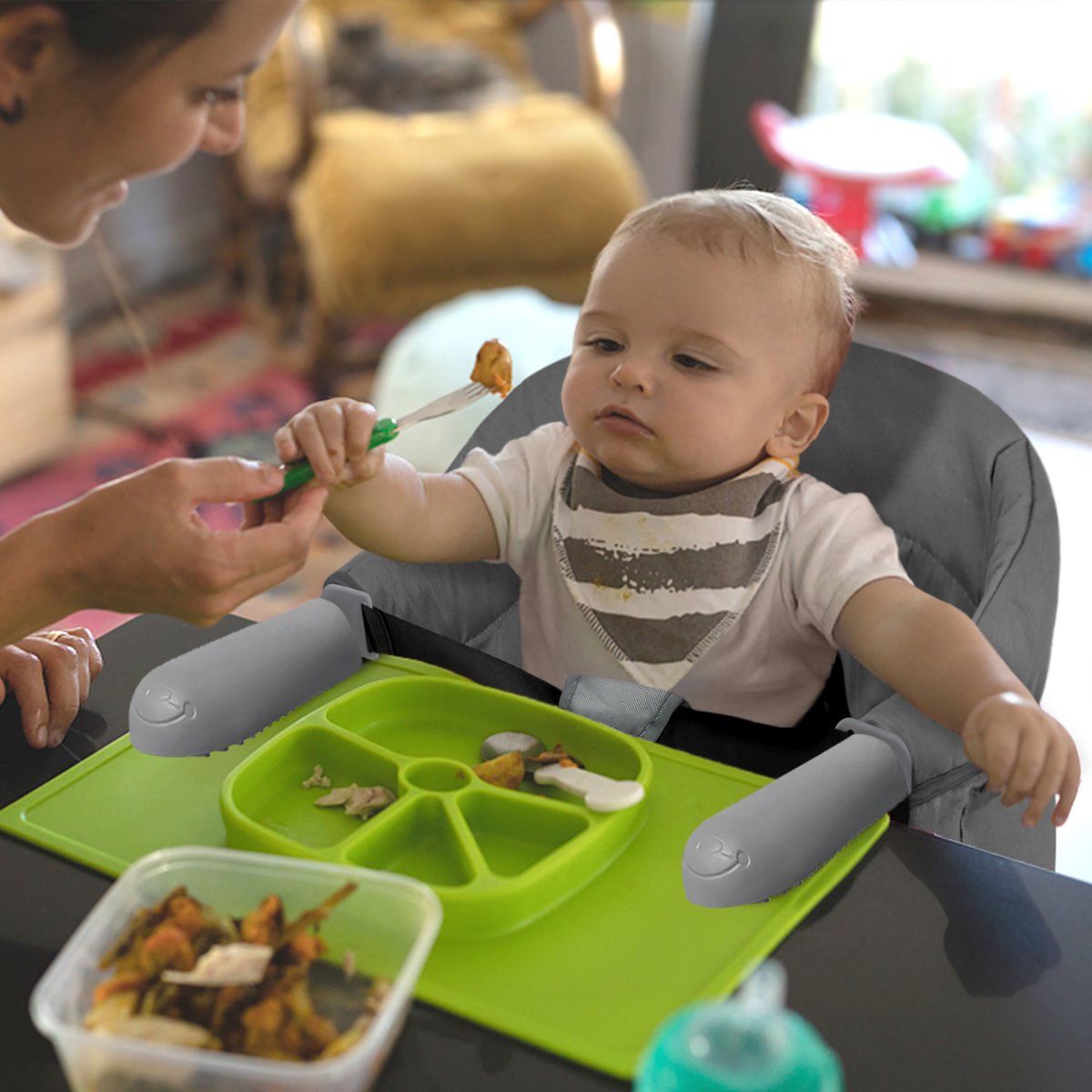 Aufun Tafelstoel Opvouwbare Babystoel, Zitverhoger met Antislipklemmen, Ergonomische Rugleuning, Veiligheidsgordel, Kinderreisstoel voor Thuis en Onderweg (Grijs) thumbnail 4