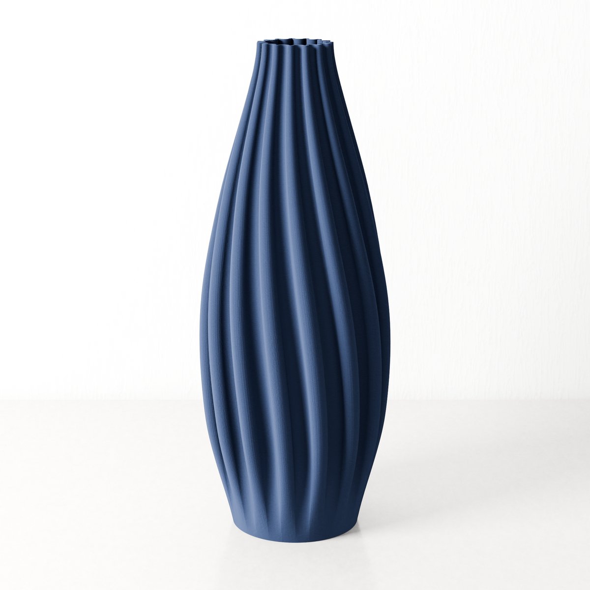 Fleuriek Grote Vaas Blauw - H50 cm - Luxe vaas voor zijden bloemen - Woonaccessoire van gerecycled plastic - Elegante kleurrijke vaas