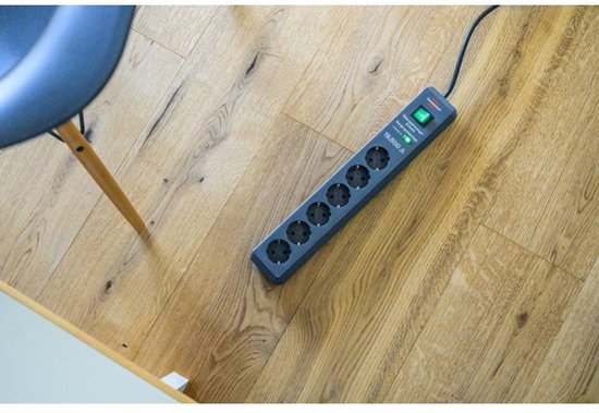 Brennenstuhl 1159540366 Multiprise avec protection contre les surtensions et les tempêtes | 19 500 A