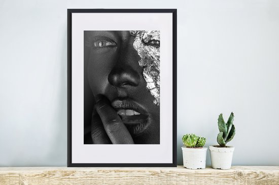 Femme aux accents d'argent 40x60 cm