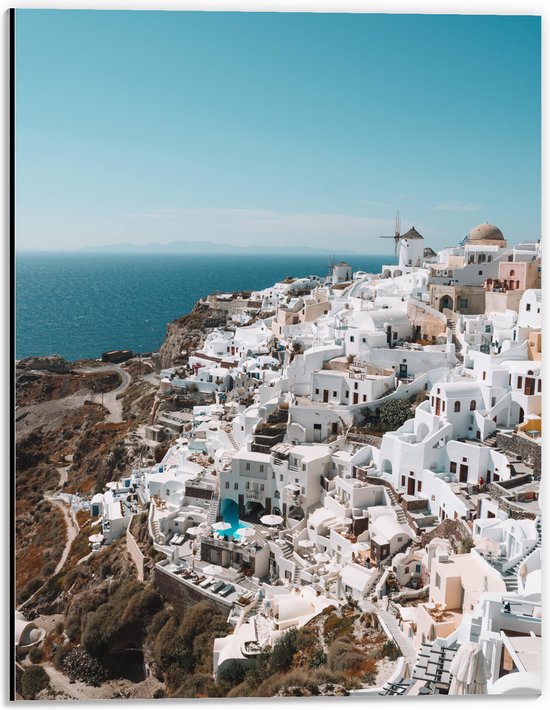 Dibond - Uitzicht op Witte Gebouwen aan de Kust op Santorini - 30x40 cm Foto op Aluminium (Met Ophangsysteem)