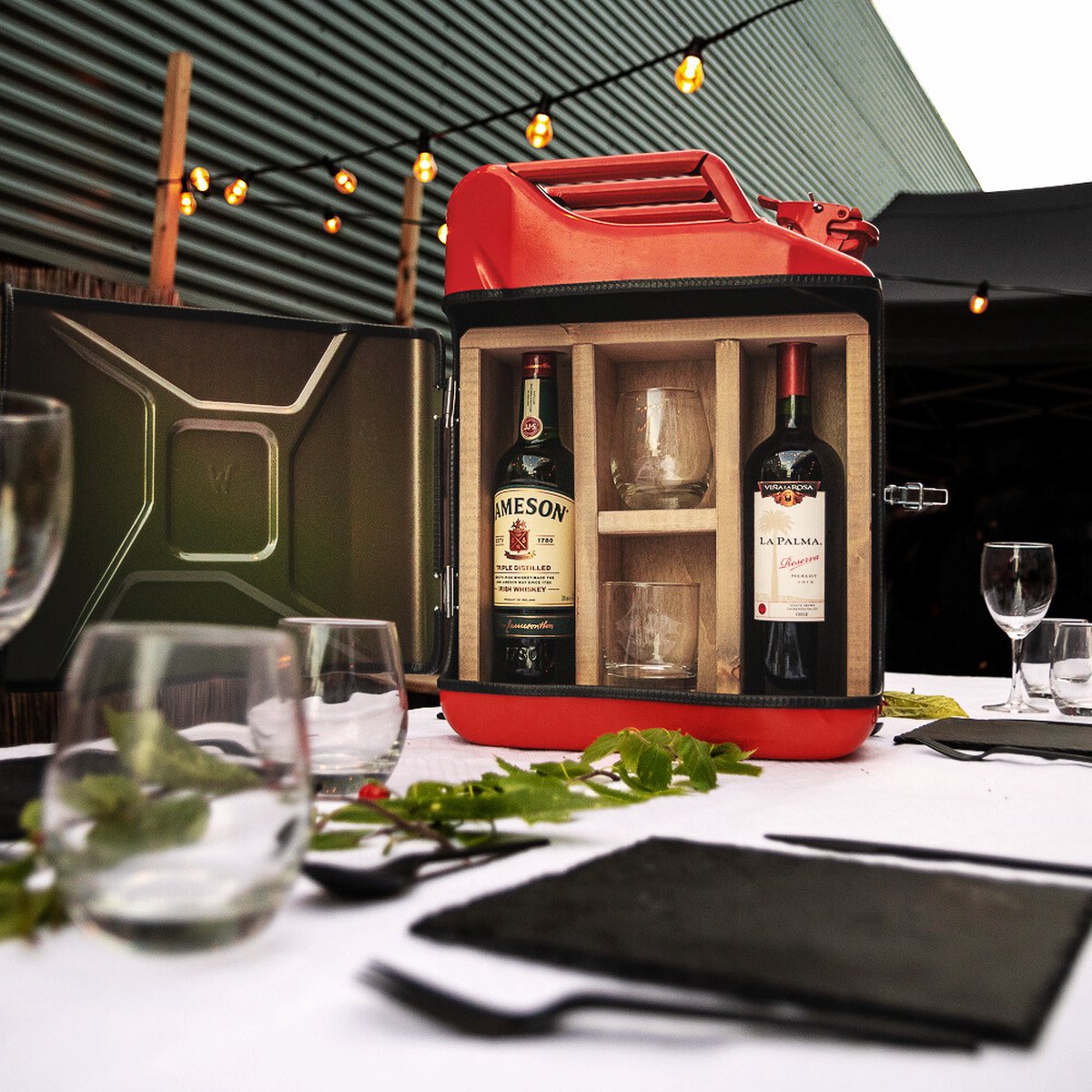 Jerrycan His & Hers Bar 20L - Rood - Cadeau Minibar met 2 Glazen