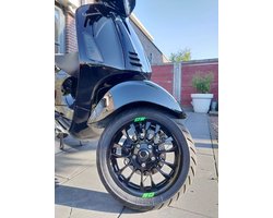 Stickerset CVS THNDR Wit / Zwart / Fluor Groen | Vespa Sprint