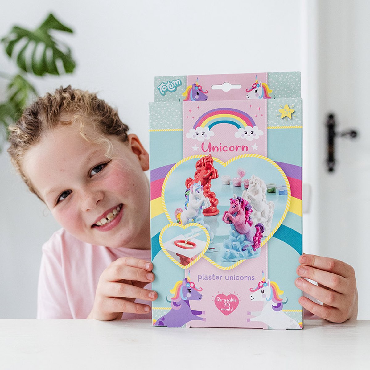Totum Unicorn gips gieten en beschilderen knutselset 2 eenhoorns incl. gips, herbruikbare mal en 5 kleuren verf speelgoed vanaf 5 jaar — afbeelding 7