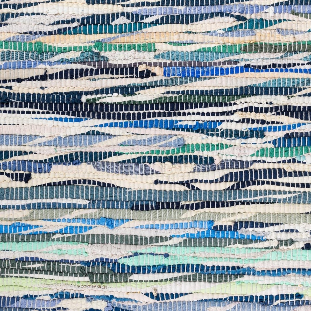 Mrs. Jones Vlekkernijtapijt kleurrijk 60 x 110 cm - gestreept modern Rajesh Kelim Chindi tapijt .