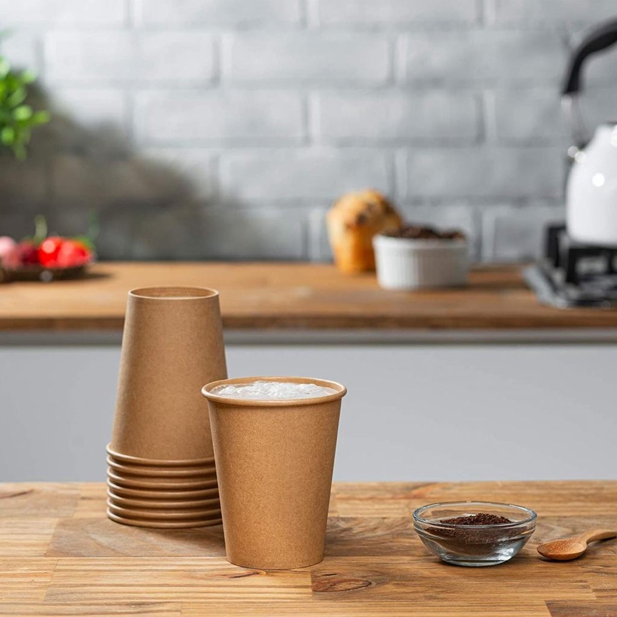 BIOZOYG 250 stuks geïsoleerde koffiebekers dubbelwandige kartonnen bekers 200 ml / 8 oz 80 mm wit/bruin - plasticvrij duurzame materialen - wegwerpbekers Glühweinbeker