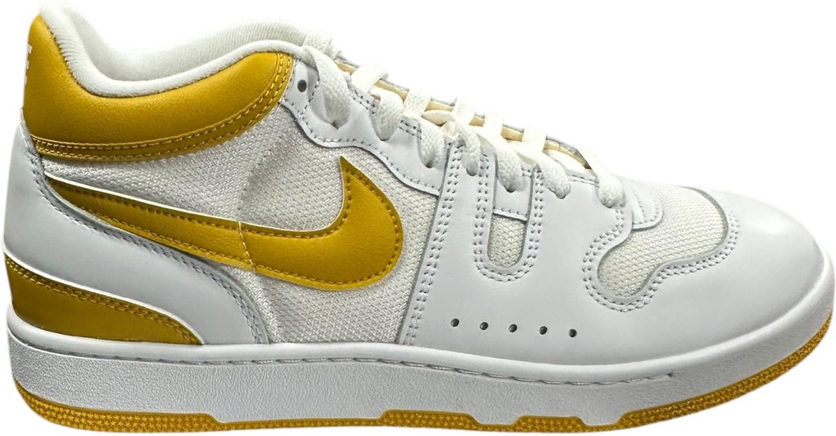 Nike Attack QS SP Sneakers Heren Geel