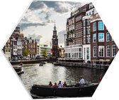 WallClassics - PVC Schuimplaat Hexagon  - Bootjes door de Grachten van Amsterdam - 50x43.5 cm Foto op Hexagon (Met Ophangsysteem)
