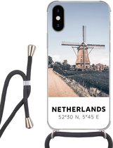 Hoesje met koord Geschikt voor iPhone XS - Nederland - Molen - Weiland - Siliconen - Crossbody - Backcover met Koord - Telefoonhoesje met koord - Hoesje met touw