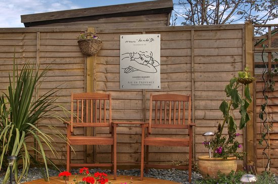 Décoration de Jardin Matisse - Femme - Portrait - Line au trait - 30x40 cm - Toile de jardin - Affiche extérieure