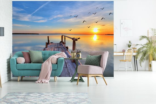 Behang - Fotobehang Water - Steiger - Vogels - Zonsondergang - Horizon - Breedte 320 cm x hoogte 240 cm
