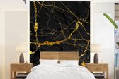 Behang - Fotobehang Marmer - Goud - Zwart - Marmerlook - Luxe - Glitter - Breedte 160 cm x hoogte 220 cm