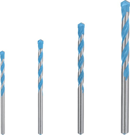 Vier metalen boren met blauwe spiraal en punt. Maten: 4mm, 5mm, 6mm, 8mm.