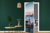 Deursticker New York - Vrijheidsbeeld - Skyline - 75x205 cm - Deurposter