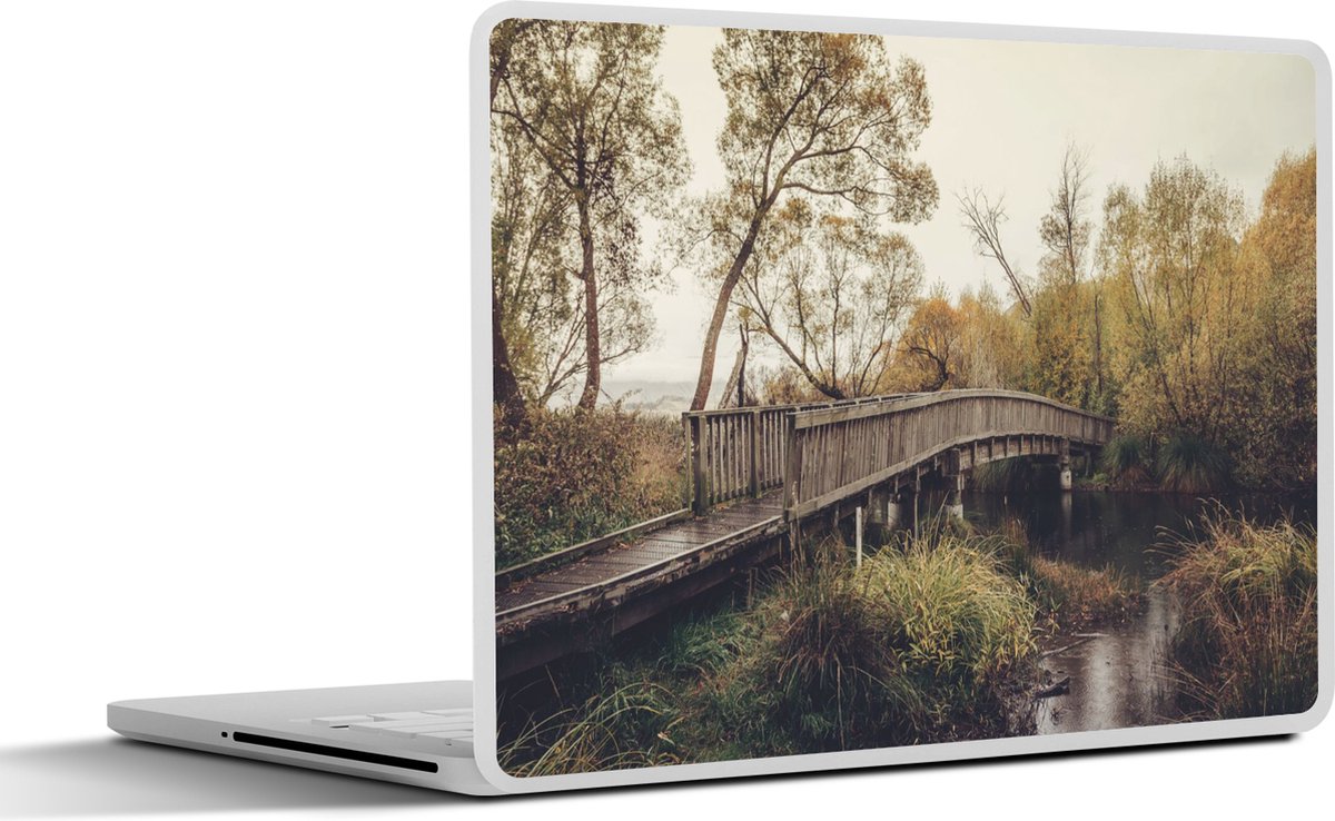 Laptop sticker - 17.3 inch - Herfst - Brug - Bomen - 40x30cm - Laptopstickers - Laptop skin - Cover