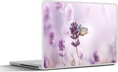 Laptop sticker - 15.6 inch - Lavendel - Vlinder - Close-up - Paars - 36x27,5cm - Laptopstickers - Laptop skin - Cover