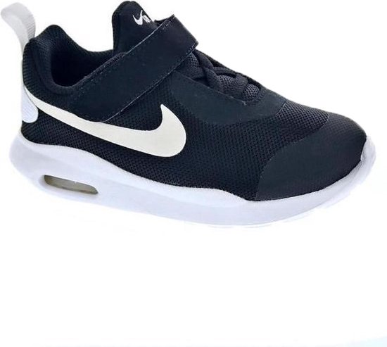 Nike Air Max Oketo - Maat 19.5 - Kinder Sneakers - Zwart/Wit