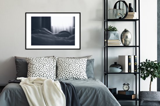 Cadre photo - Posters noir et blanc - Femme - Corps - Portrait - Photographie - Cadre - 90x60 cm - Affiche - Affiche avec cadre - Cadre affiche