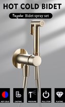 Geborstelde Bidetkraan met bidet sproeier set - goud - Handdouche set - bidet - sproeier -bidetdouche - shattaf - bidetwc - water sproeier - complete montageset - handdouche wc - shataaf - bidetkraan voor toilet (wc) en badkamer Warm En Koud Water