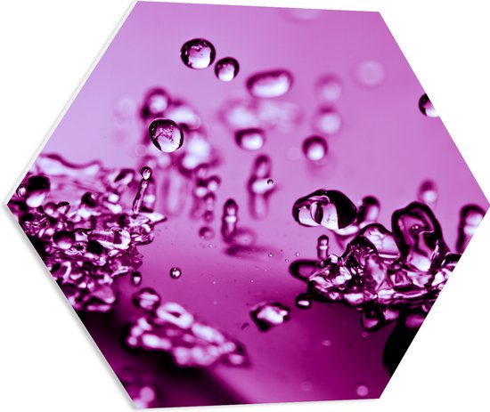 PVC Schuimplaat Hexagon - Roze Druppels in Roze Omgeving - 60x52.2 cm Foto op Hexagon (Met Ophangsysteem)