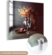 MuchoWow® Glasschilderij 50x50 cm - Schilderij acrylglas - Wijnglas met bloemen en appels - Foto op glas - Schilderijen